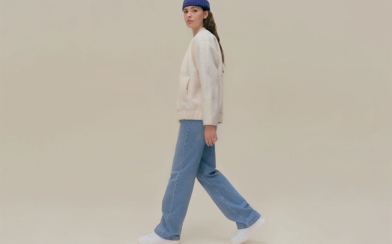 Pantaloni de la 189,00 ron