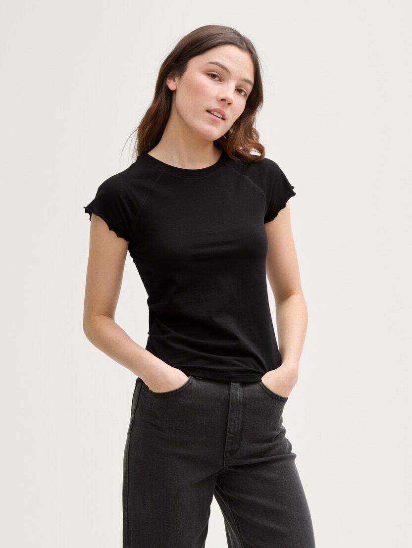 Tricou cu volane - Negru_1174994